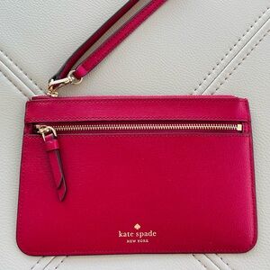 NWT! Kate Spade - New York ♠️ Patrice Collection Top Zip Wristlet in Cranberry